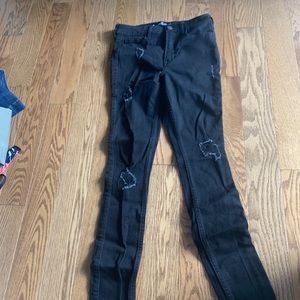 Black hollister jeans !!! Size 25